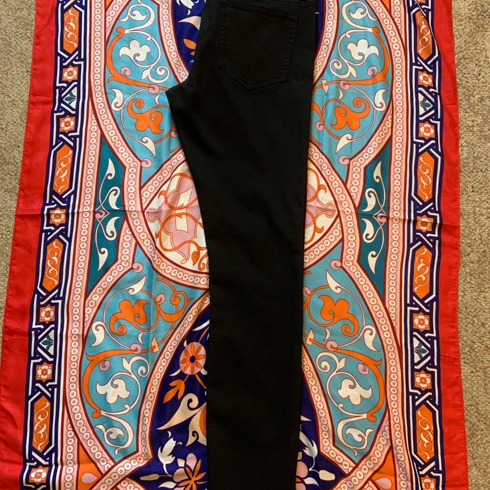 Black Skinny Jeans